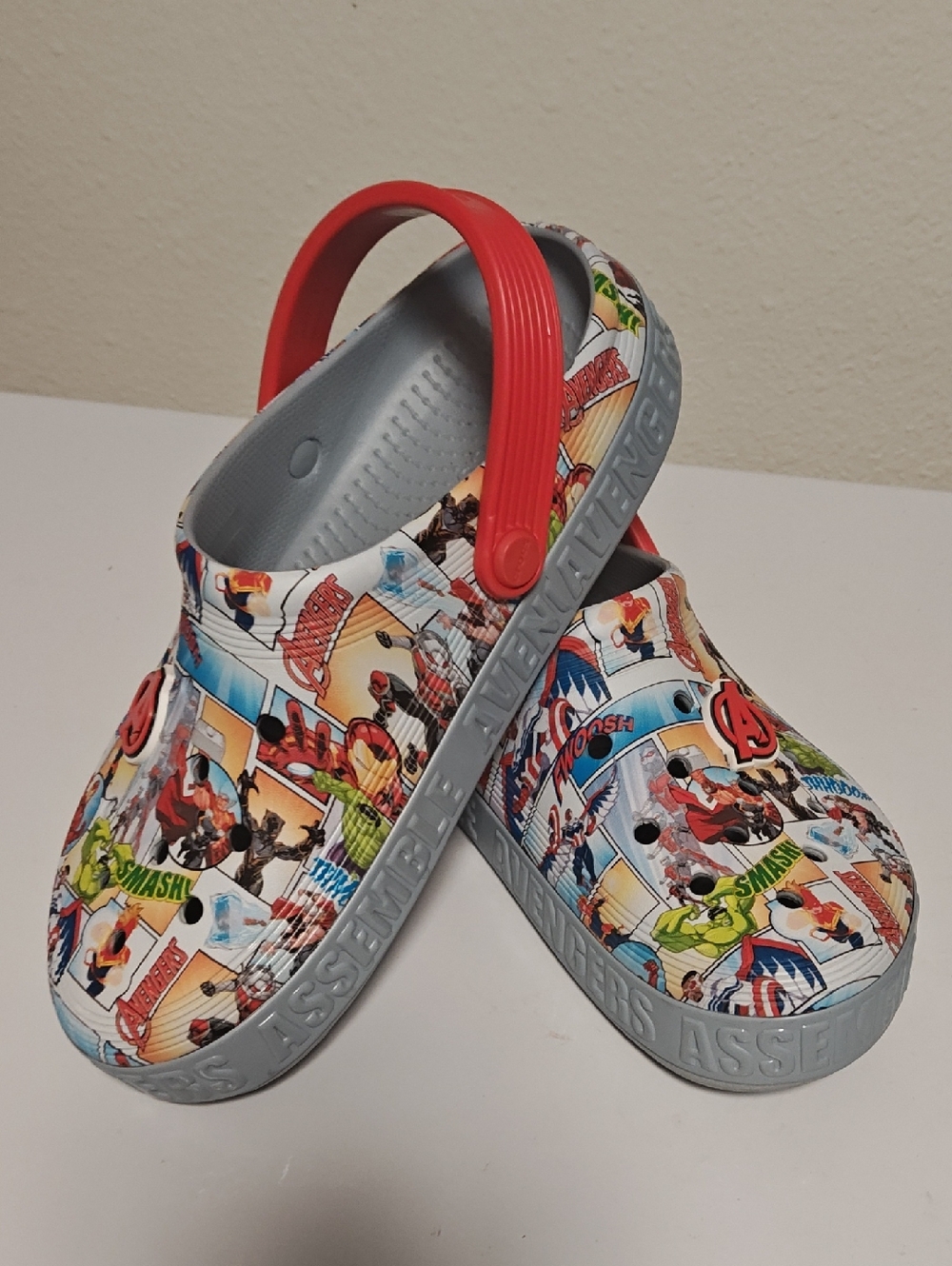 CROCS  Marvel Comic Print Clog with Red Strap